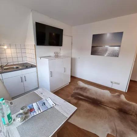 Haus Kaiser 4 Deichsommer דירה בוסום